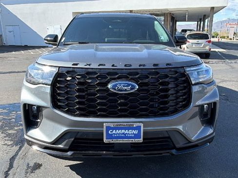 Used 2025 Ford Explorer ST-Line AWD/4WD image 8