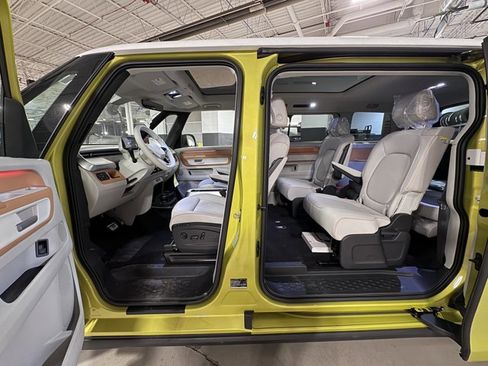 New 2025 Volkswagen ID. Buzz 1st Edition image 50