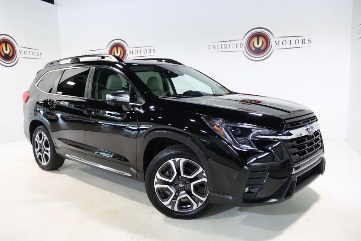 Used 2023 Subaru Ascent Limited w/ Technology Package AWD/4WD image 69