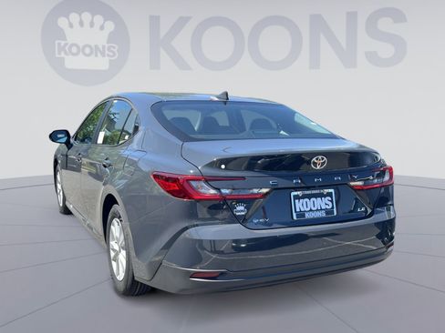 New 2026 Toyota Camry LE FWD image 2