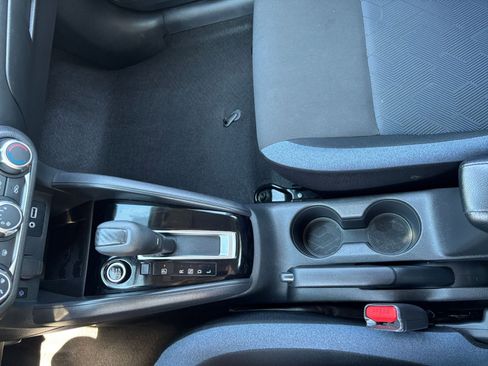 Used 2025 Nissan Versa SV w/ Trunk Package FWD image 39