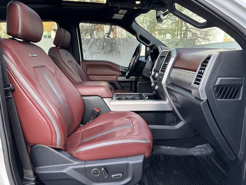 Used 2020 Ford F350 Platinum image 38