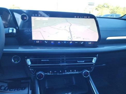 New 2026 Chevrolet Traverse LT w/ Driver Confidence Package image 27