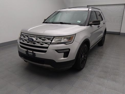 Used 2018 Ford Explorer XLT FWD image 15