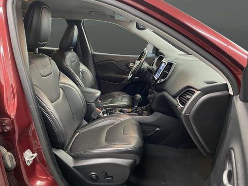 Used 2020 Jeep Cherokee Limited image 31