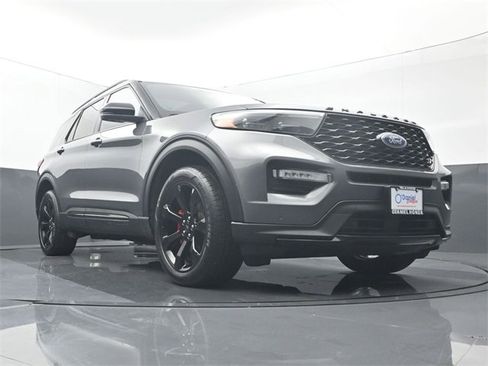 Used 2023 Ford Explorer ST w/ Equipment Group 401A image 13