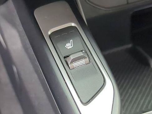 Used 2024 Kia Sorento S FWD image 61