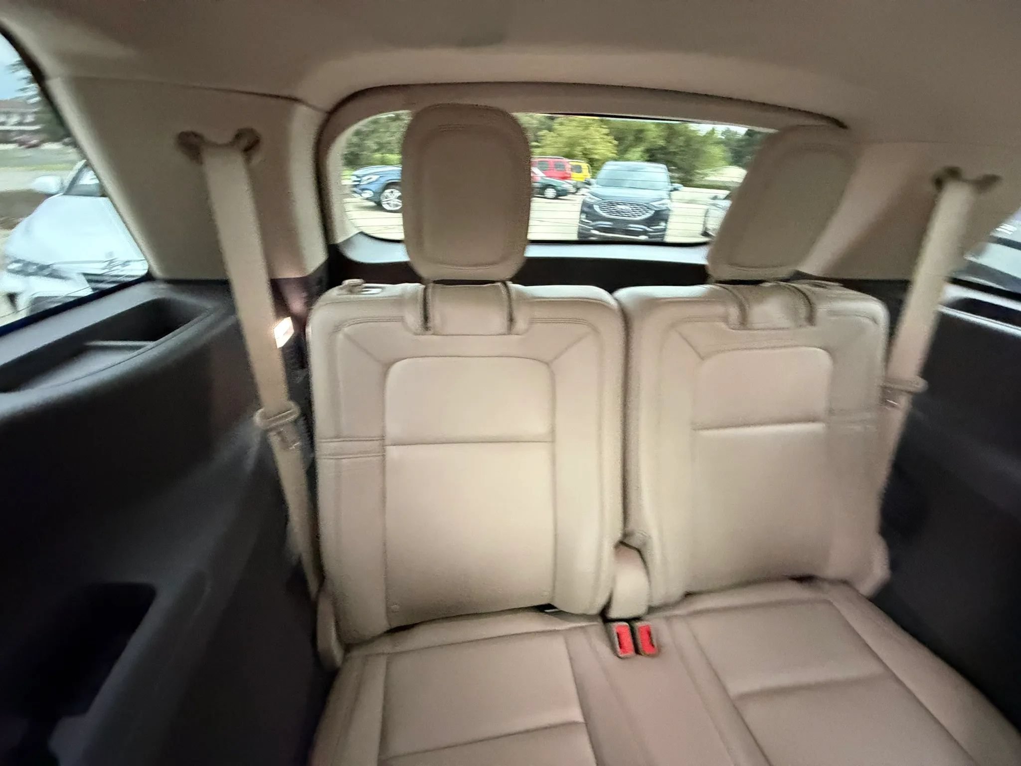 Used 2020 Lincoln Aviator Reserve w/ Elements Package Plus RWD image 29