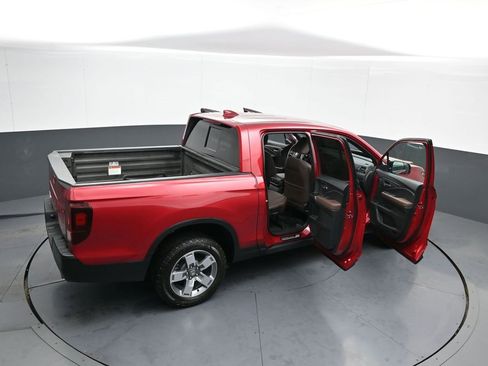 Certified 2025 Honda Ridgeline RTL image 44