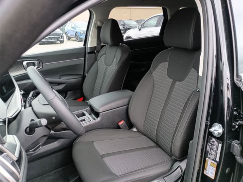 New 2026 Kia Sorento LX image 17