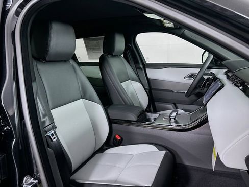 Used 2026 Land Rover Range Rover Velar S image 28