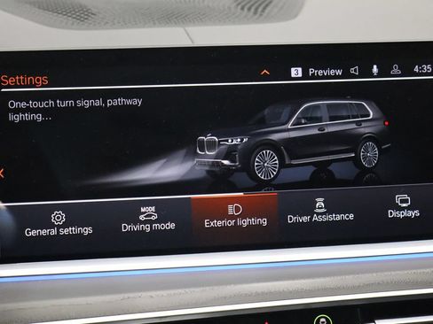 Used 2022 BMW X7 xDrive40i w/ Cold Weather Package AWD/4WD image 38