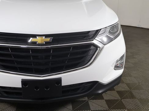 Used 2019 Chevrolet Equinox LS AWD/4WD image 11