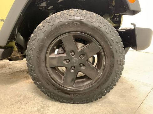 Used 2013 Jeep Wrangler Sport image 13