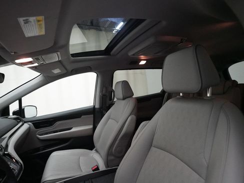 Certified 2024 Honda Odyssey Elite image 33