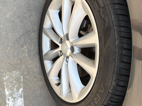 Used 2015 Buick Verano Leather FWD image 35
