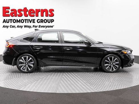 Used 2024 Honda Civic EX-L image 4