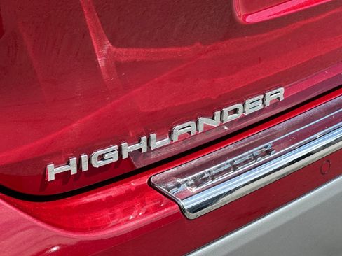Used 2021 Toyota Highlander Platinum AWD/4WD image 28