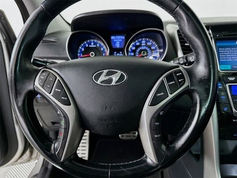 Used 2014 Hyundai Elantra GT w/ Option Group 03 image 18