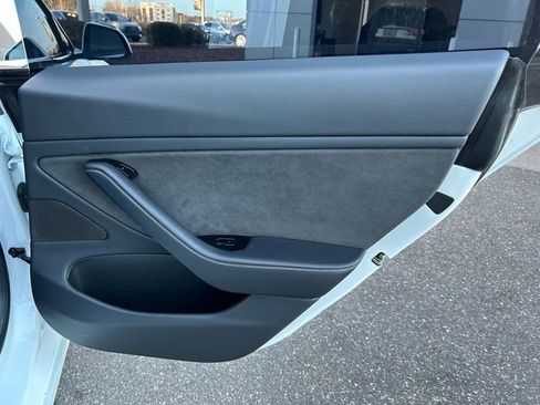 Used 2018 Tesla Model 3 image 46