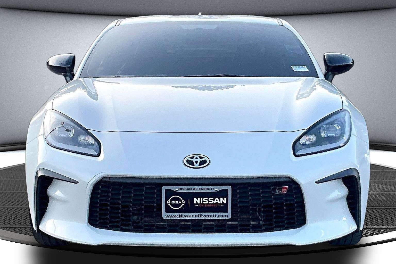 Used 2024 Toyota GR86 Premium w/ Performance Package RWD image 3