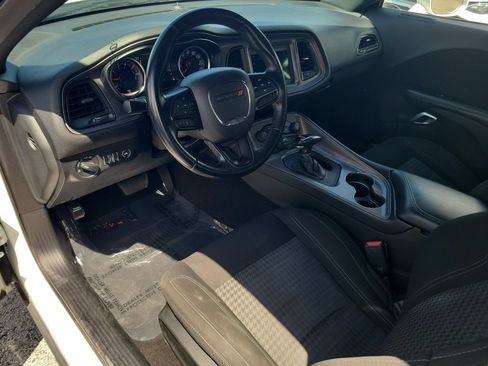 Used 2023 Dodge Challenger SXT RWD image 11