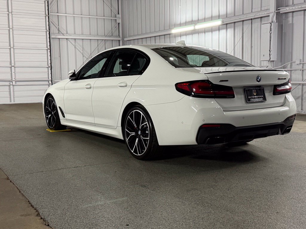 Used 2023 BMW M550i xDrive w/ Executive Package AWD/4WD image 10