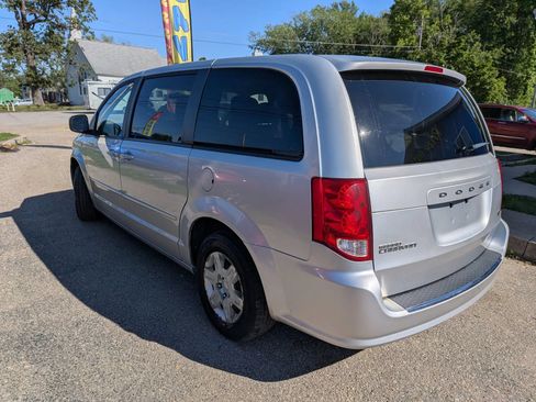 Used 2012 Dodge Grand Caravan SE FWD image 4