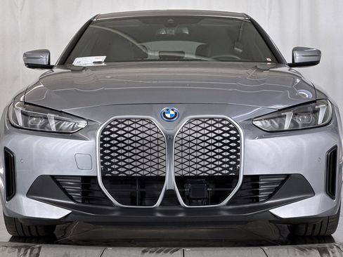 Used 2025 BMW i4 eDrive40 w/ Premium Package RWD image 6