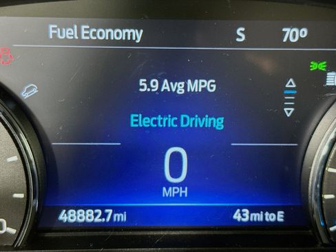 Used 2022 Ford Escape SE w/ SE Sport Appearance Package image 15