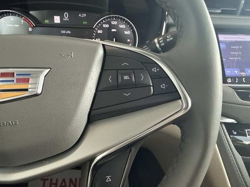 Certified 2024 Cadillac XT5 Premium Luxury w/ LPO, Floor Liner Package AWD/4WD image 40