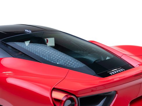 Used 2016 Ferrari 488 GTB RWD image 49