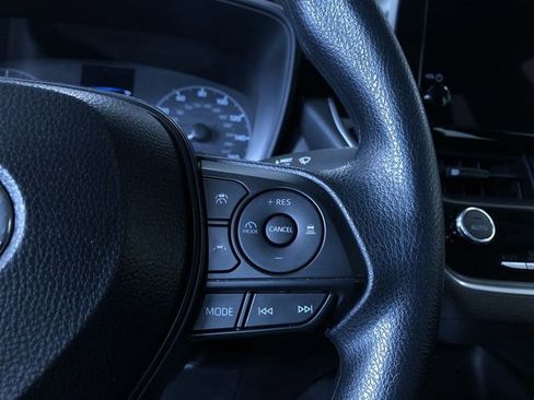 Certified 2025 Toyota Corolla LE image 26