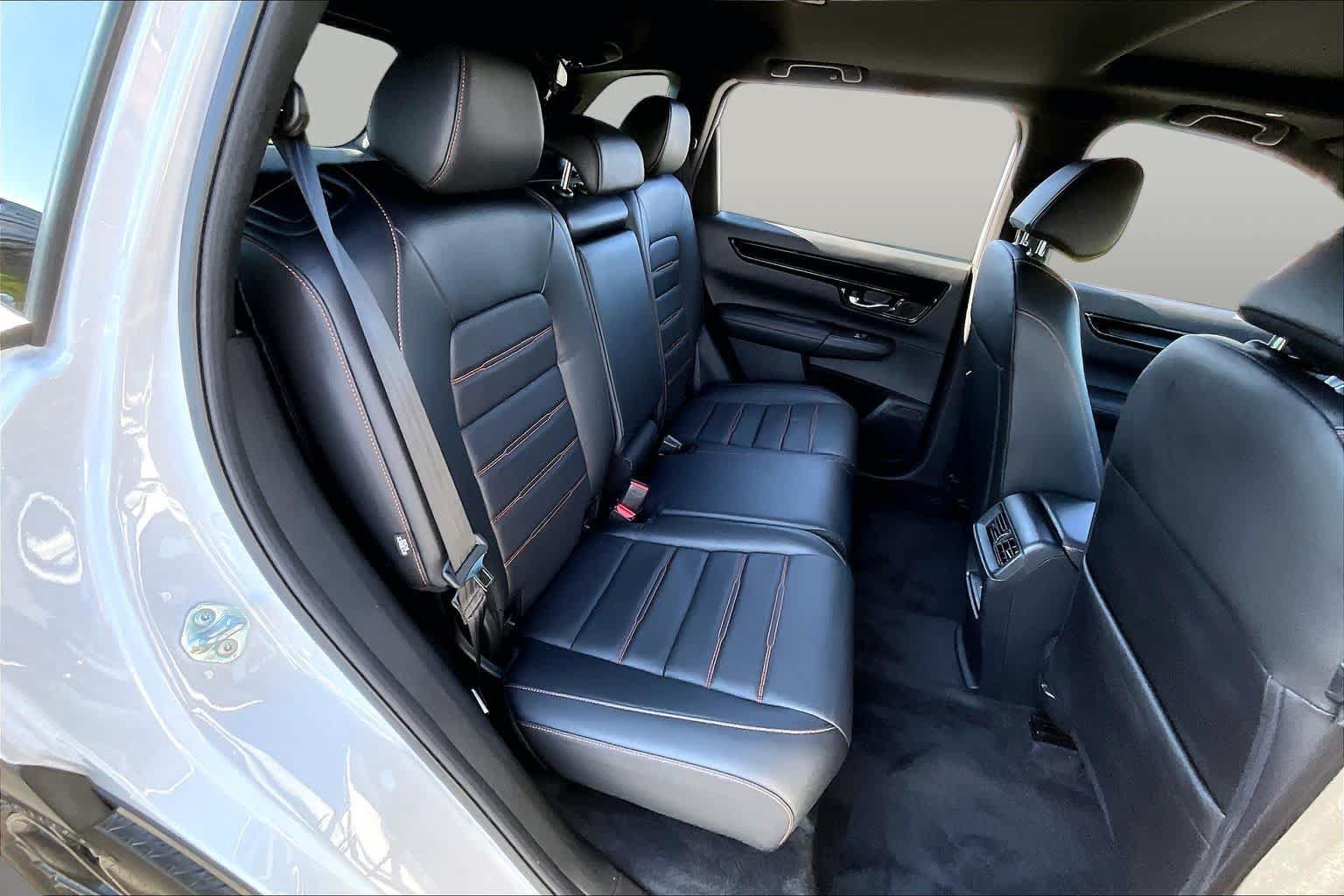 Used 2025 Honda CR-V Sport Touring image 21