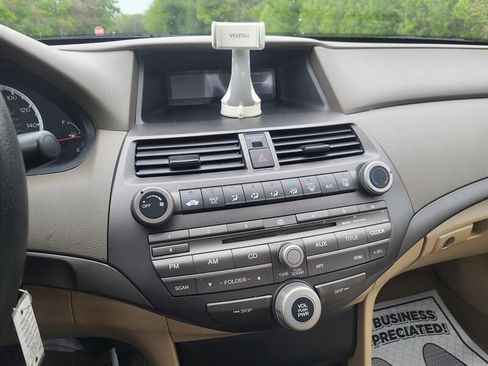 Used 2010 Honda Accord LX image 17