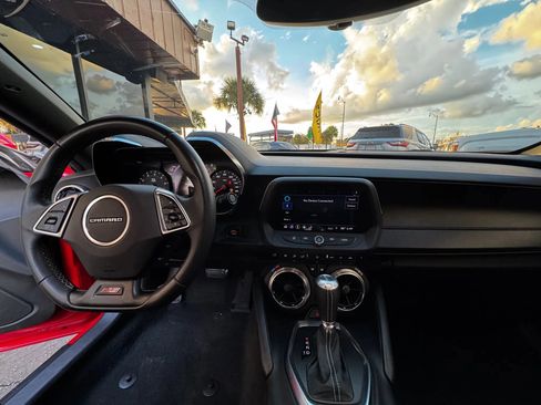 Used 2019 Chevrolet Camaro SS image 17