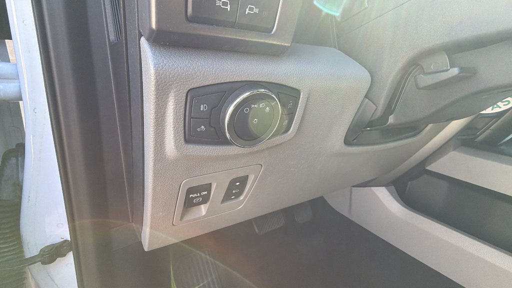 Used 2020 Ford F150 XLT w/ Equipment Group 302A Luxury RWD image 14