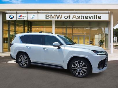 Used 2025 Lexus LX 600 4WD w/ Accessory Package (2T)