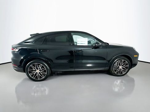Certified 2026 Porsche Cayenne Coupe AWD/4WD image 8