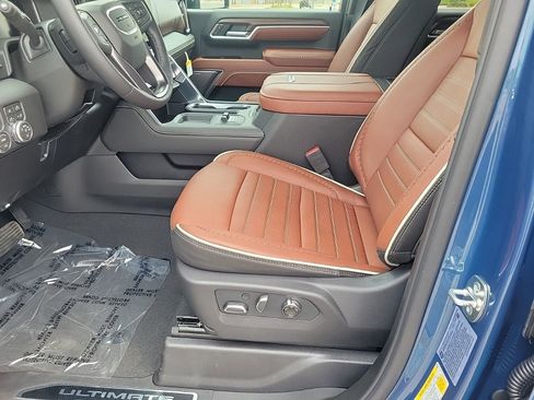 New 2026 GMC Sierra 2500 Denali Ultimate image 11