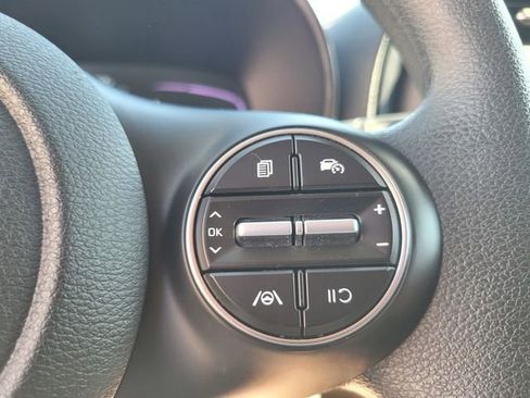 Used 2025 Kia Soul LX w/ LX Technology Package image 26