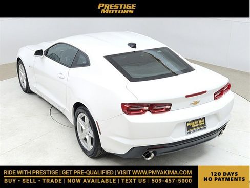 Used 2023 Chevrolet Camaro LT image 17