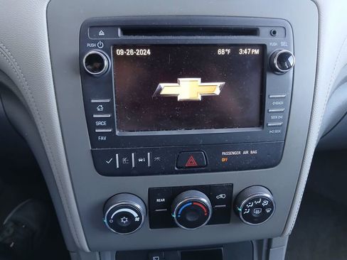 Used 2017 Chevrolet Traverse LS image 14