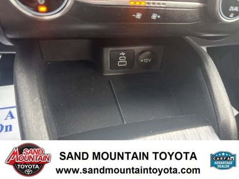 Used 2024 Ford Escape Active image 21