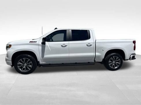 Used 2023 Chevrolet Silverado 1500 RST AWD/4WD image 3