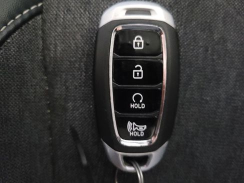 Used 2023 Hyundai Venue Limited w/ Cargo Package FWD image 32