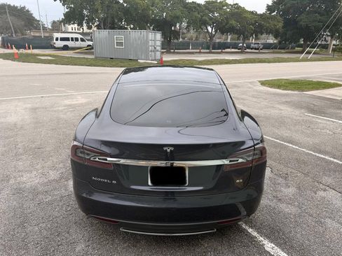 Used 2015 Tesla Model S 85 RWD image 11