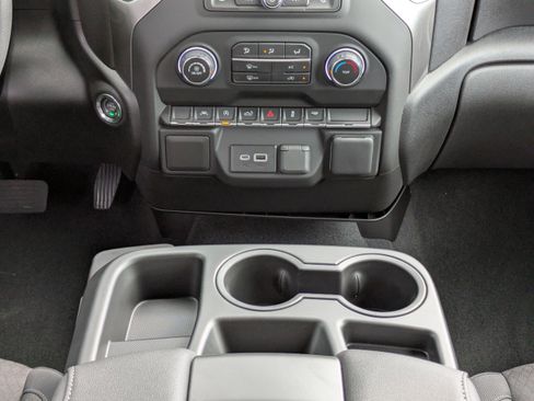 New 2026 Chevrolet Silverado 1500 Custom image 19