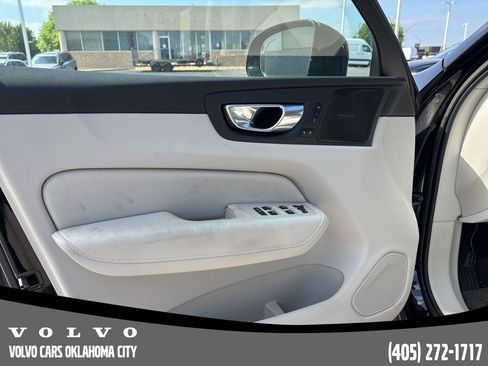 Used 2023 Volvo XC60 B5 Plus w/ Climate Package image 14