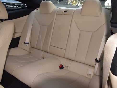 Used 2021 BMW 430i Coupe w/ Convenience Package image 16